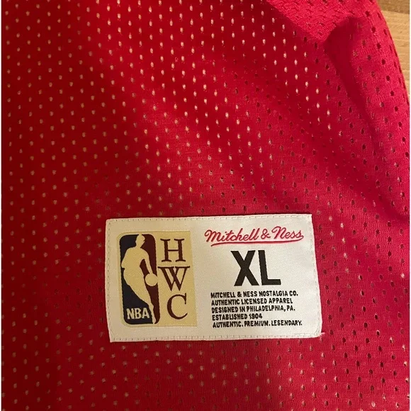 Mitchell & Ness - Picture 3 of 7